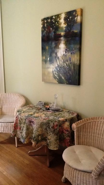 Lovelace Manor Bed And Breakfast Ланкастър Стая снимка