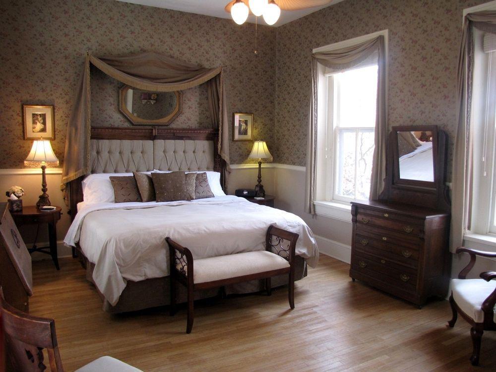 Lovelace Manor Bed And Breakfast Ланкастър Екстериор снимка